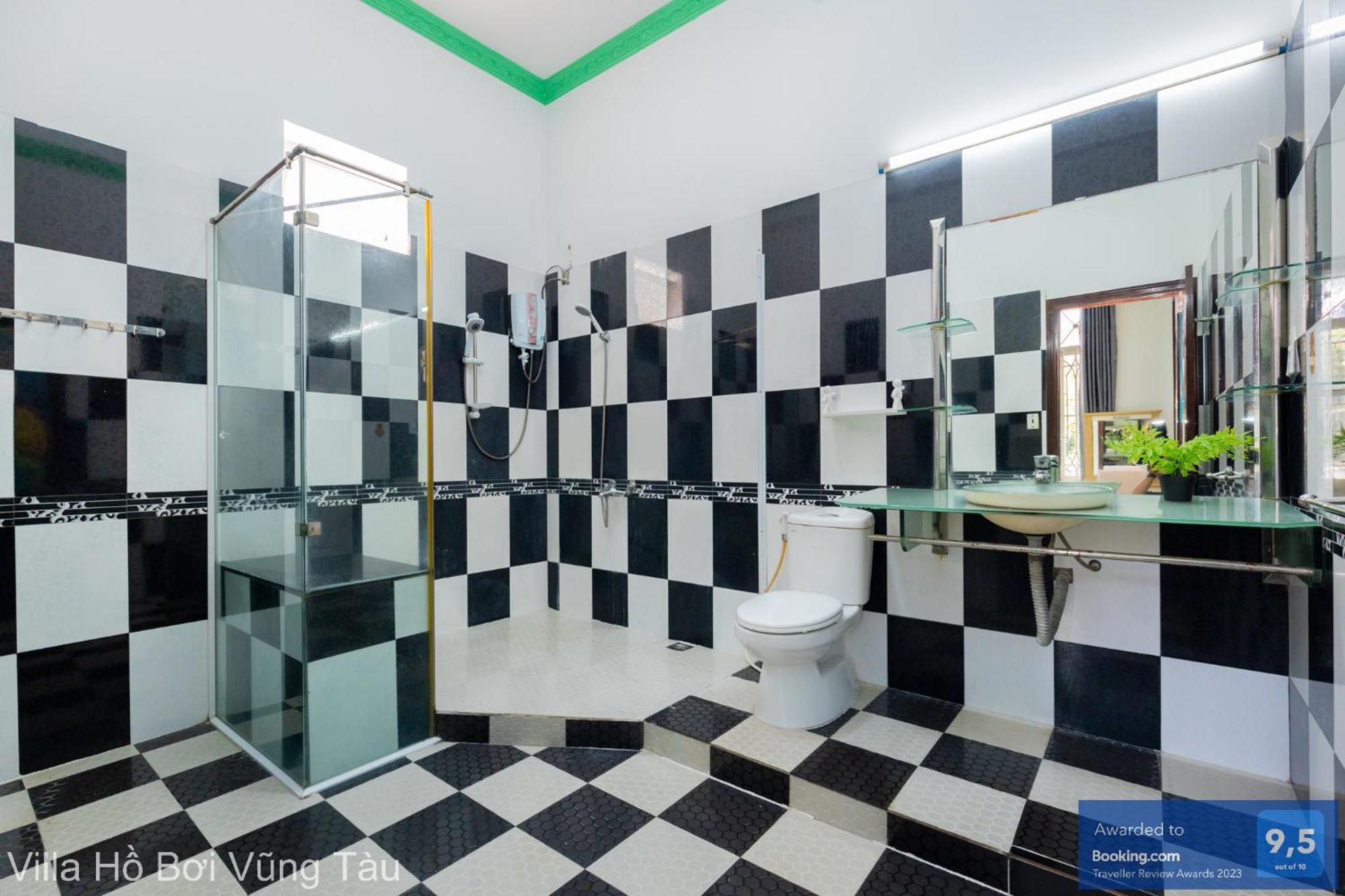 Villa San Vuon Gan Bien Bai Sau - Free Bida - Dan Karaoke Vung Tau Exteriör bild